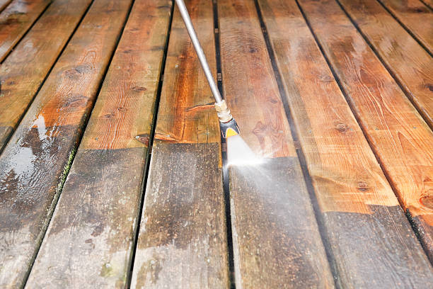Best Commercial Building Pressure Washing  in Berlin, WI